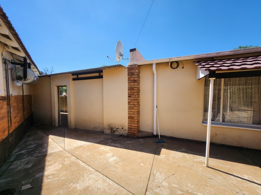 3 Bedroom Property for Sale in Stilfontein Ext 1 North West
